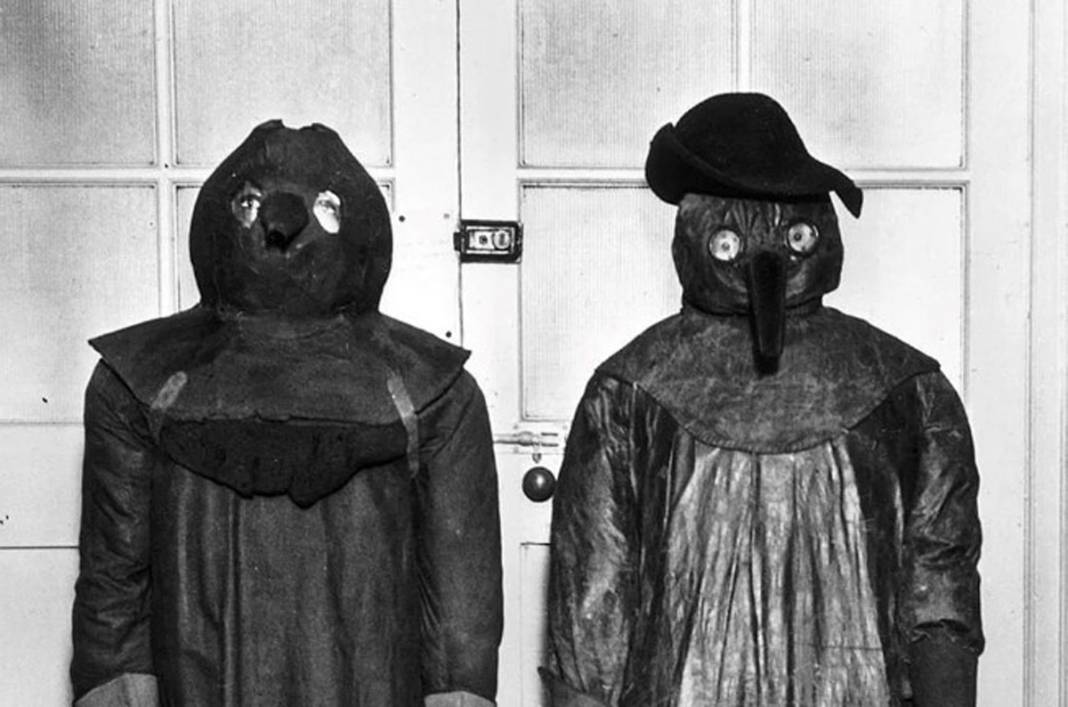 'Ölüm Adası' tatilcilerin yeni mekanı: Toprağı insan küllerinden oluşuyor 5